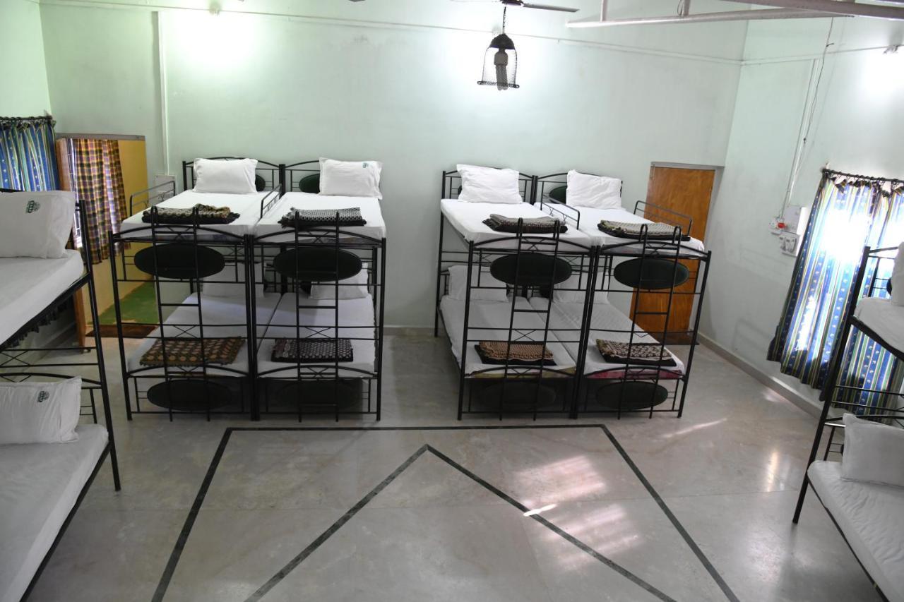 Baaz Jungle Resort Khawasa Екстер'єр фото
