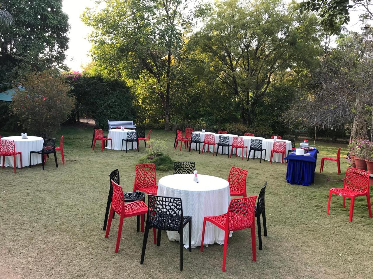 Baaz Jungle Resort Khawasa Екстер'єр фото